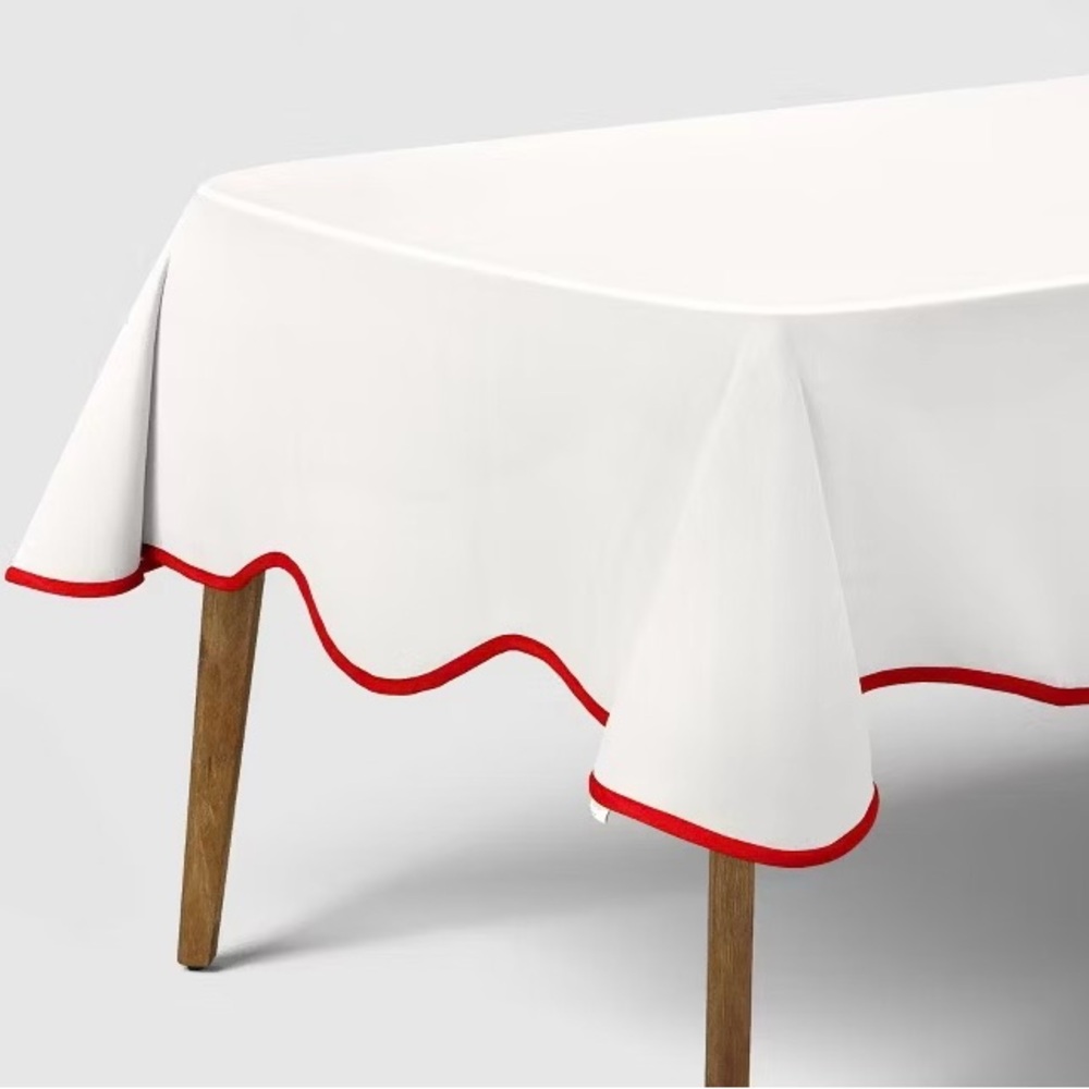 Threshold 84” x 60” Scallop Tablecloth with Red Border